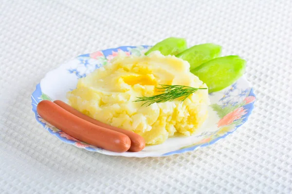 Purê de batatas com salsichas — Fotografia de Stock