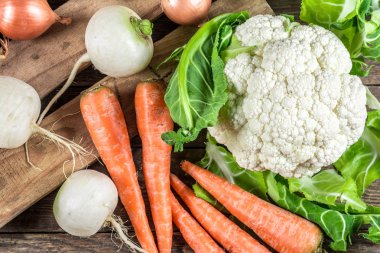 Taze organik sebze kümesi