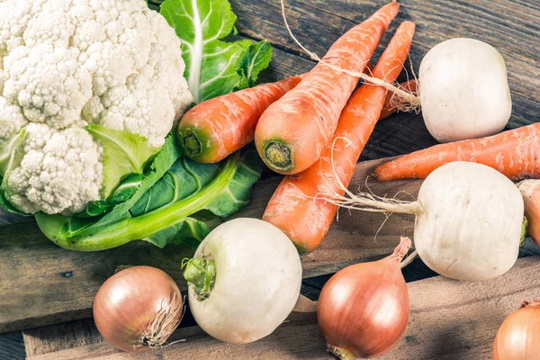 Taze organik sebze kümesi