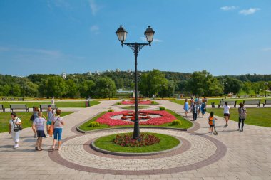 Park Tsaritsyno, yaz saati