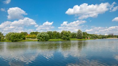 Park Tsaritsyno yaz saati