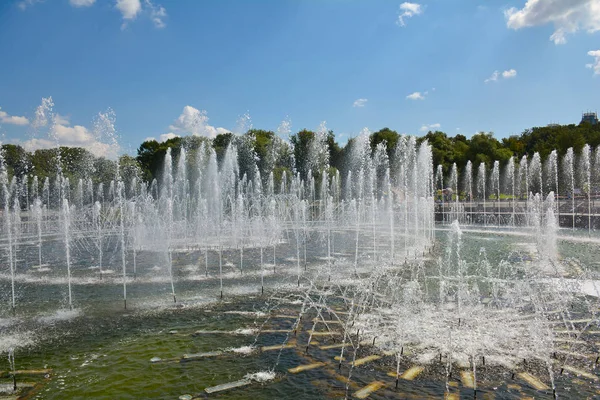 Ora Esatta Fontana Nel Parco Tsaritsyno — Foto Stock