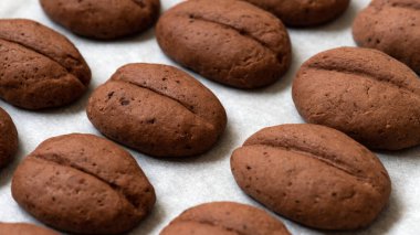 Kahve bisküvileri, ev yapımı tatlı pişirmeler.