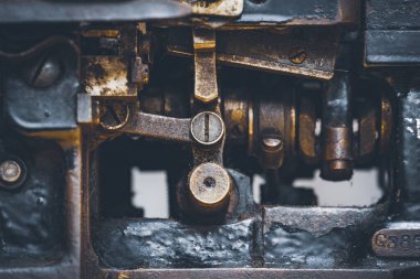 Bir overlock makinesinin ayrıntıları