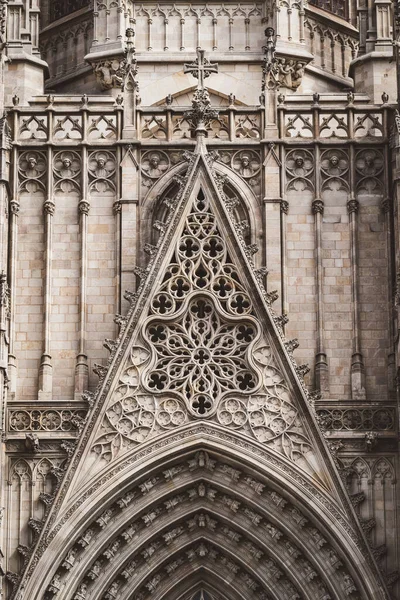 Okno Růže Sochařské Filigráty Přední Části Gotické Katedrály — Stock fotografie