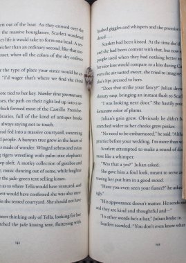 kitap ve lavanta çiçeği