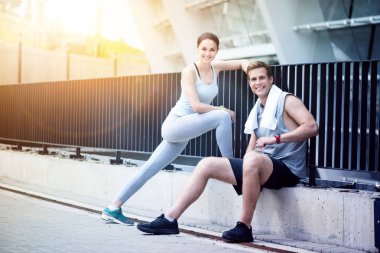 Aktif yaşam tarzı ile mutlu insanlar.