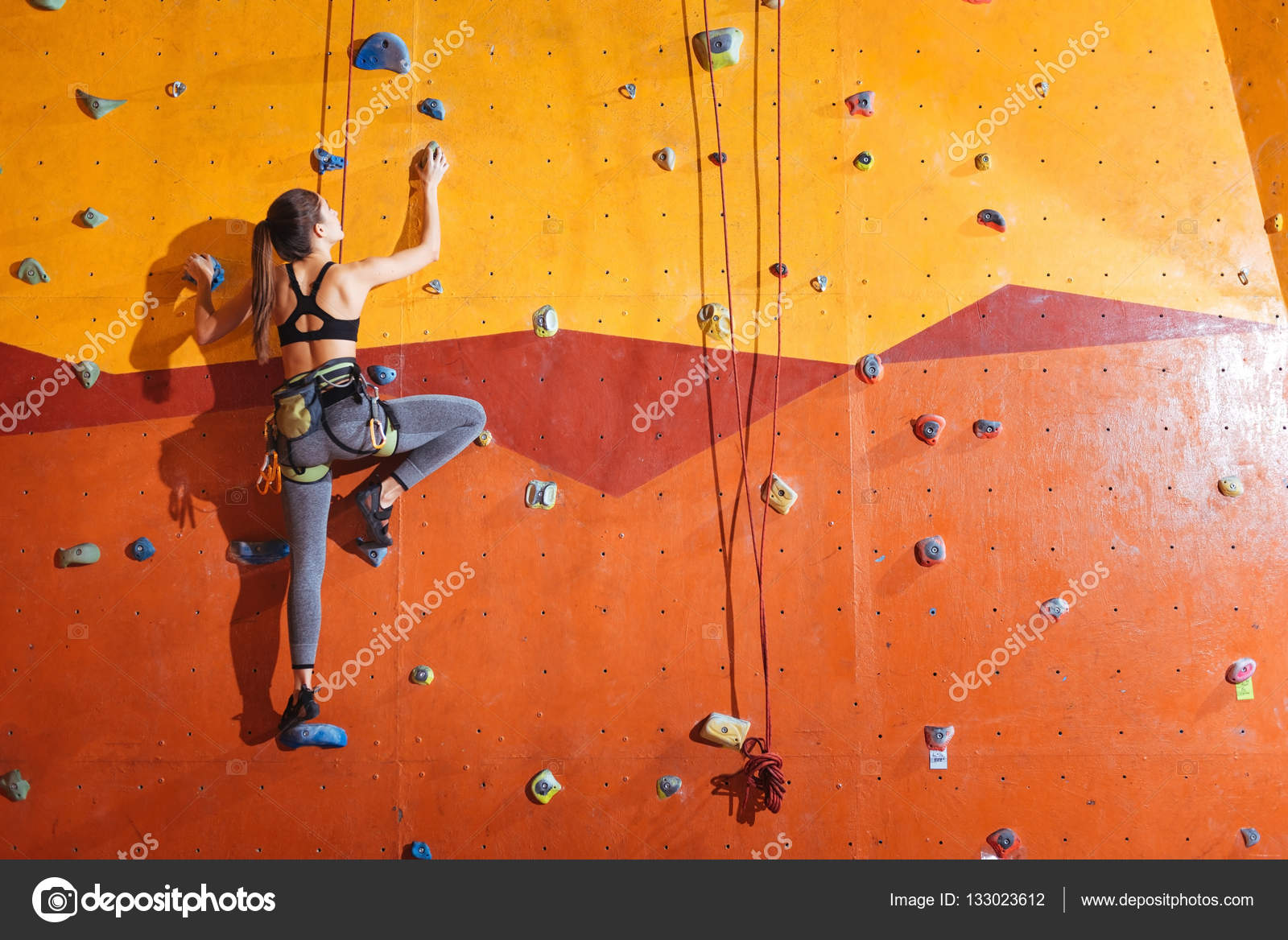 Climbing up the walls. Climbing up the walls. Climbing up the walls. Велосипед над пропастью грузия. Climb up the walls to the exit перевод.