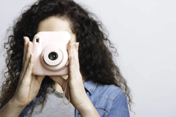 Fotograf geht auf Fototour. — Stockfoto