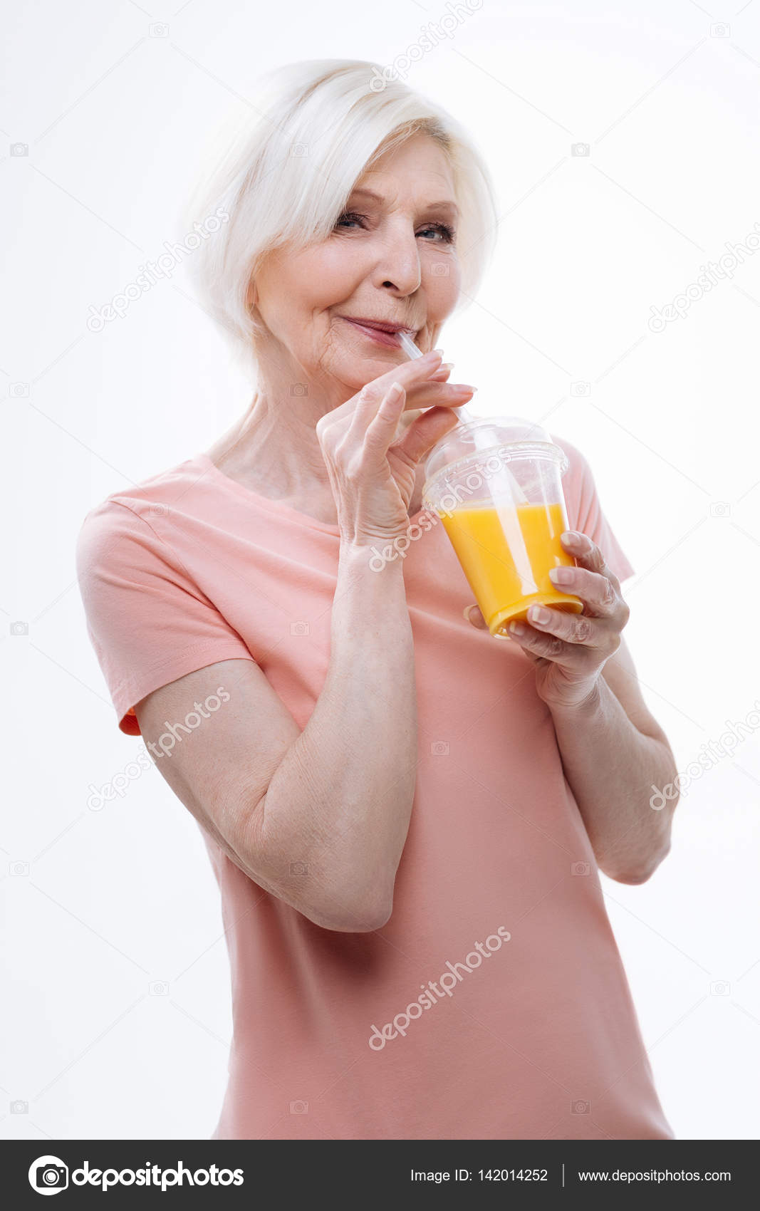 mature ladies posing Mature ladies posing