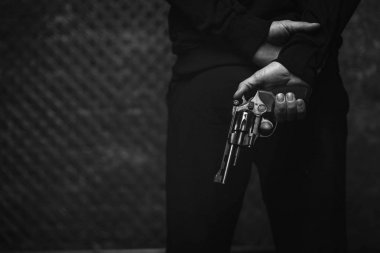 Bir soygun planlama acımasız karanlık adam
