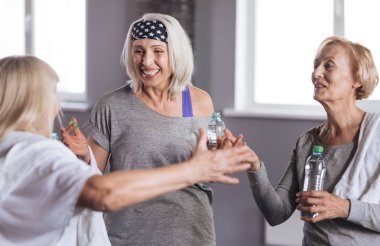 Mutluluk pozitif kadın sohbet