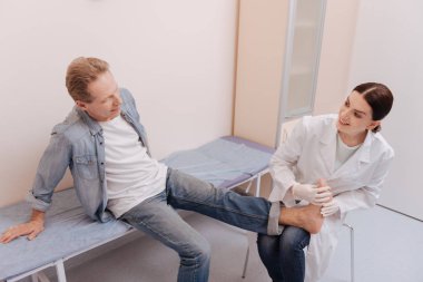 Dikkat önemli doktor soran hastanın duygu o