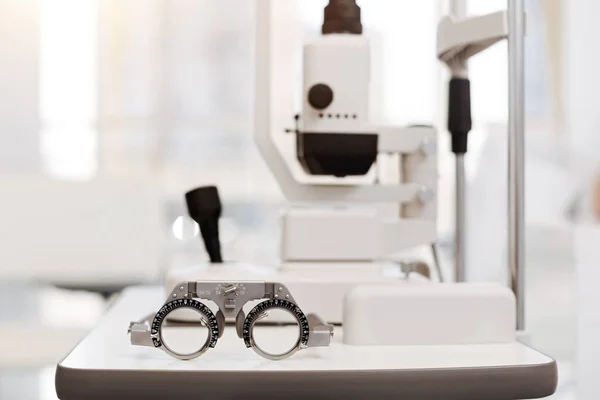 Imagen del nuevo equipo de oftalmólogos — Foto de Stock
