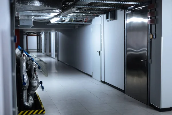 Close up of a corridor leading to the service room — Stock Photo, Image