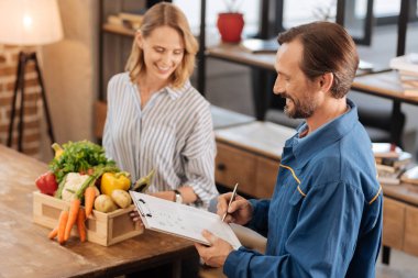 Canlı motive kurye teslim denetleme