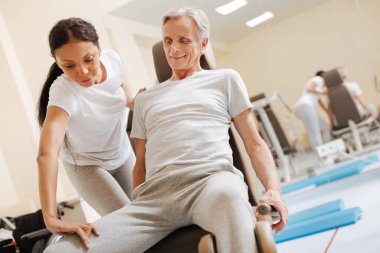 Olumlu memnun emekli dizi arıyorsunuz