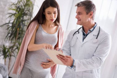 Ciddi hamile hasta tavsiye istiyorum