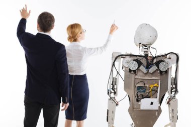 Elde edilen verilerin analizi parlak mucitler adanmış