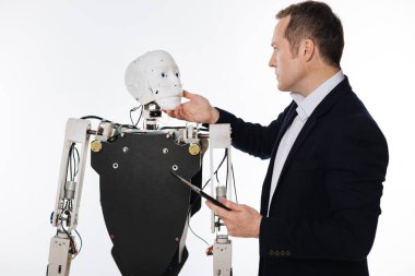 Akıllı ayrıntılı bilim adamı bir sistemi işleyişi kontrol