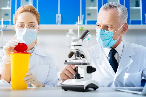 Özenli Uygulayıcı meslektaşı arıyorum