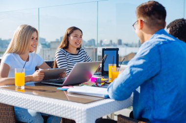 Açık havada olumlu öğrencileri