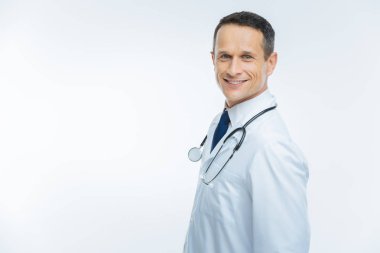 Kamera için poz stetoskop ile parlak olgun uygulayıcısı