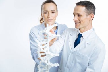 Genetik birlikte eğitim deneyimli tıp uzmanları