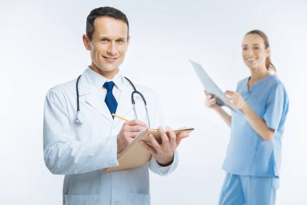 Friendly looking medical professional posing for camera — Stock Photo, Image