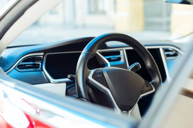 Bir profesyonel direksiyon simidi yakın çekim