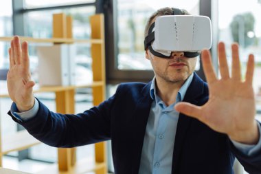 Çekici emin man ellerine arıyorum