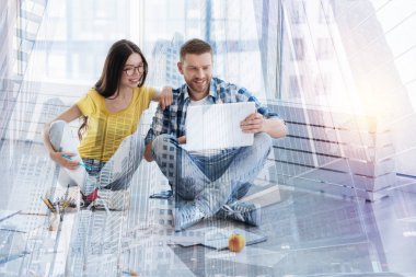 Olumlu memnun meslektaş proje hazırlama