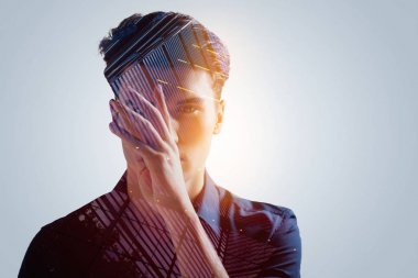 Zihin hatadır Tomurcuklanma genç adam