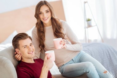 Aromatik rea fincan zevk güzel genç Çift