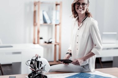 Olumlu memnun kadın molası