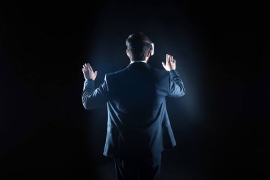 Farklı boyutta olmak güzel yakışıklı adam