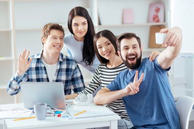 Tomurcuklanma dört meslektaşları bellek toplama