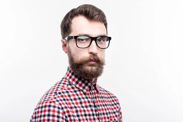 Retrato de hombre barbudo guapo en gafas — Foto de Stock