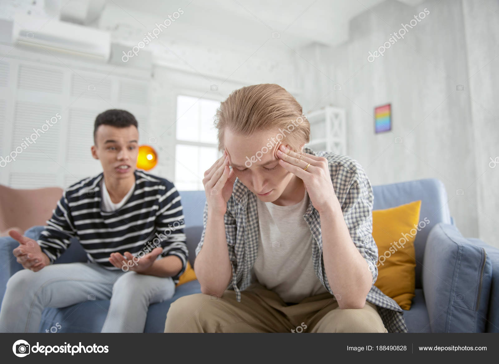 gay couple fights Gay couple fights