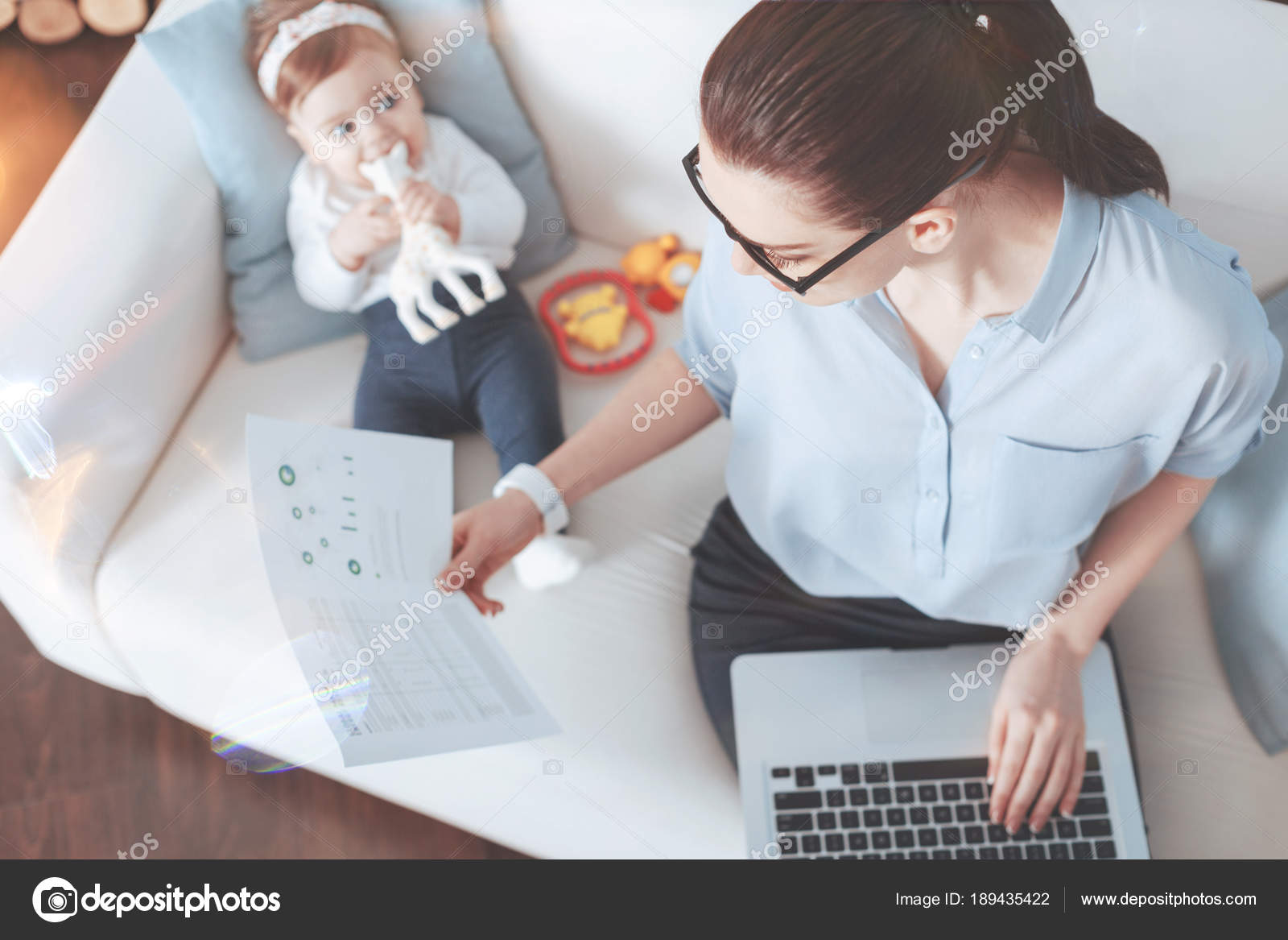 Как рассчитать декретные. Беременные женщины на работе. Декретные по беременности и родам. Обучение для мам в декрете. Повышение декретного отпуска.