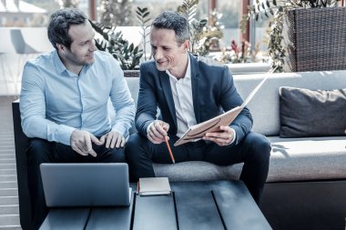 Mutluluk pozitif işadamları birlikte çalışma