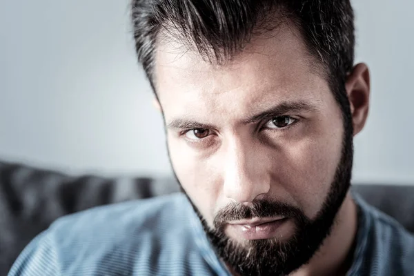 Retrato de un hombre triste y alegre — Foto de Stock