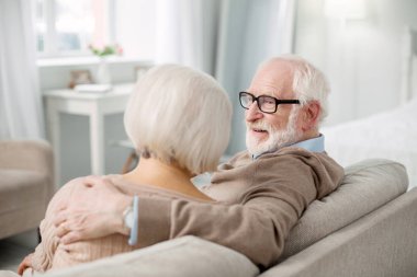 Pozitif evde istirahat kaç yaşında