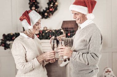 NY kutluyor mutlu olgun insanlar