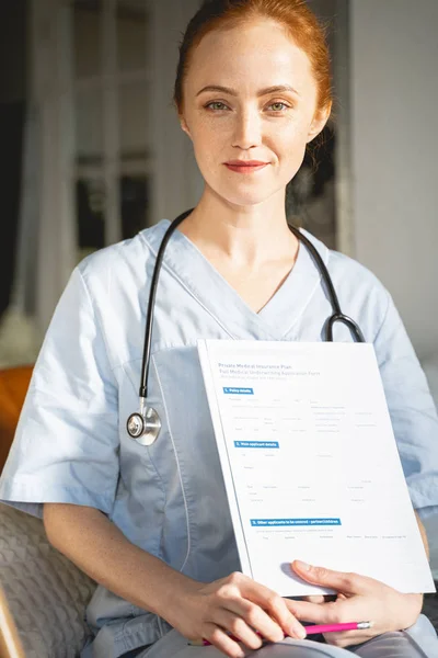 Kind medical worker being in professional uniform — Stockfoto