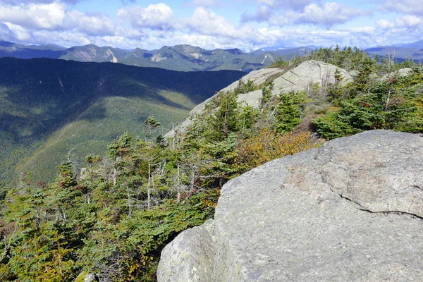 Alpejskie sceny w górach Adirondacks, Nowy Jork — Zdjęcie stockowe