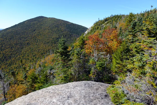 Alpské scéna v Adirondacks horách, New York — Stock fotografie