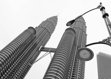 Petronas Kuleleri, dünyanın en yüksek binalar etnik ve kültürel çeşitli sermaye Malezya şehir Mimarlık Merkezi parçası olduğunda.
