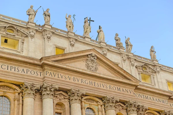 梵蒂冈城和圣彼得斯大教堂，全部位于意大利罗马的形象 — 图库照片