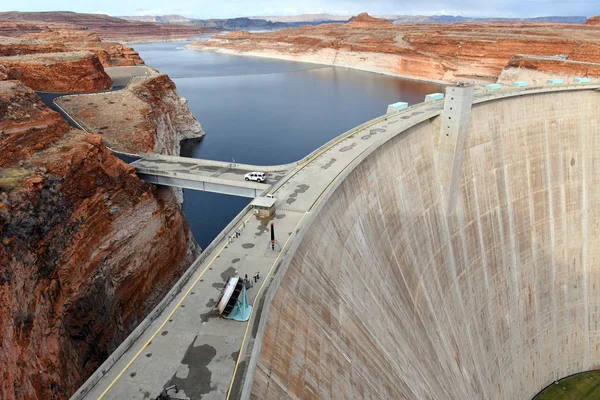 Glen Canyon Dam Colorado River Som Skapar Lake Powell Nära — Stockfoto